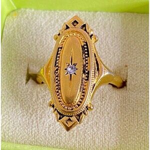 Vintage Avon 1976 Kensington Ring Goldtone Victorian Revival Signed Adjustable